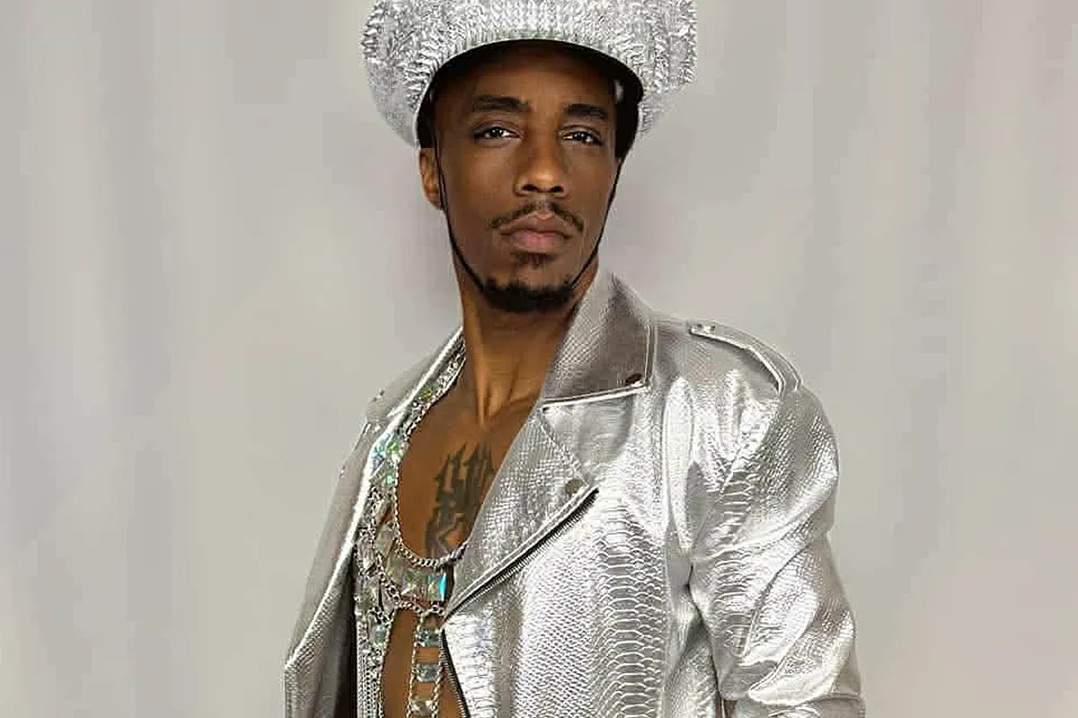 Dee Dee Purr - Buda L Infiniti Ross